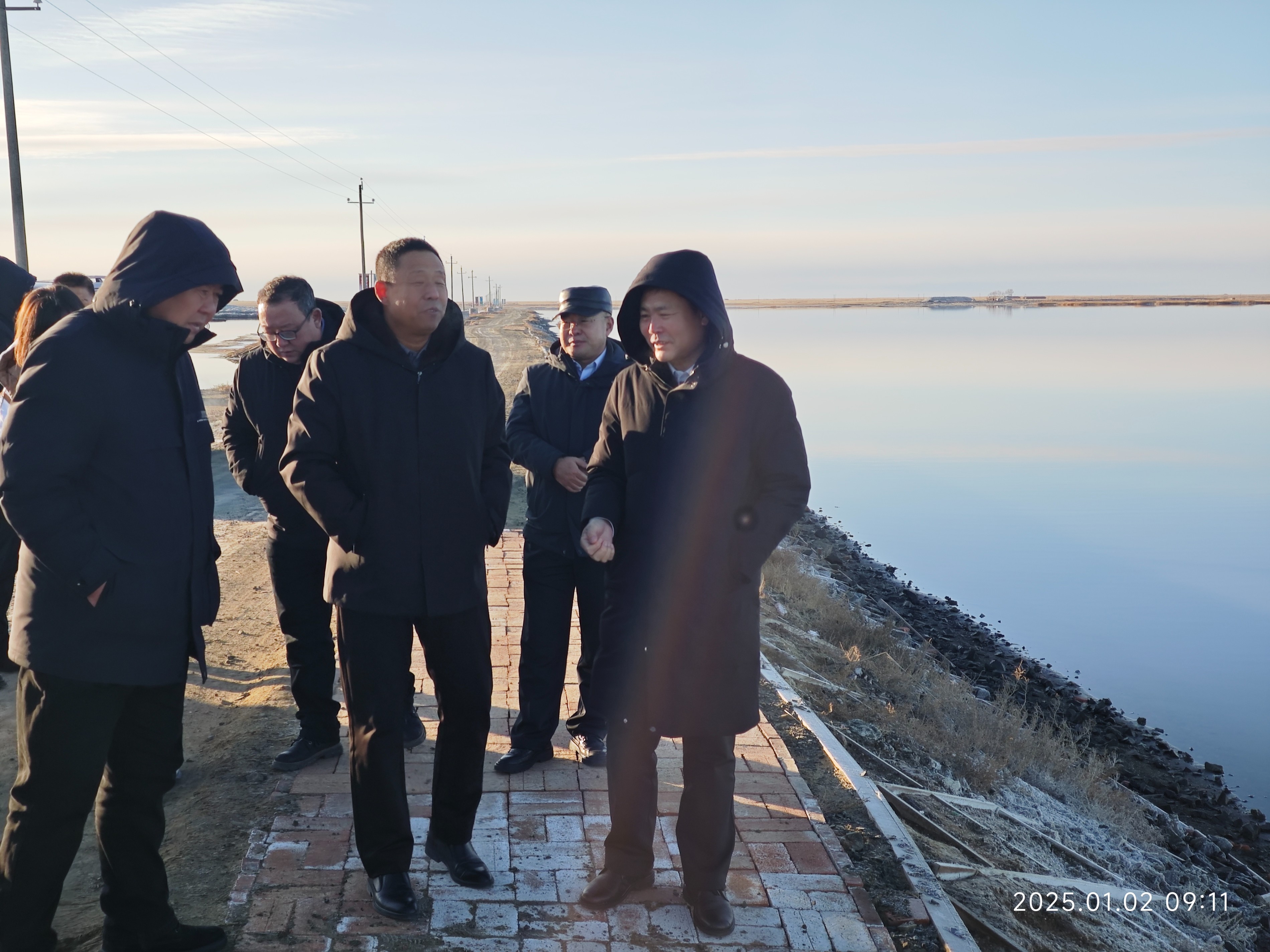 東烏旗委副書記、政府代理旗長常勝一行到額鹽公司考察調(diào)研