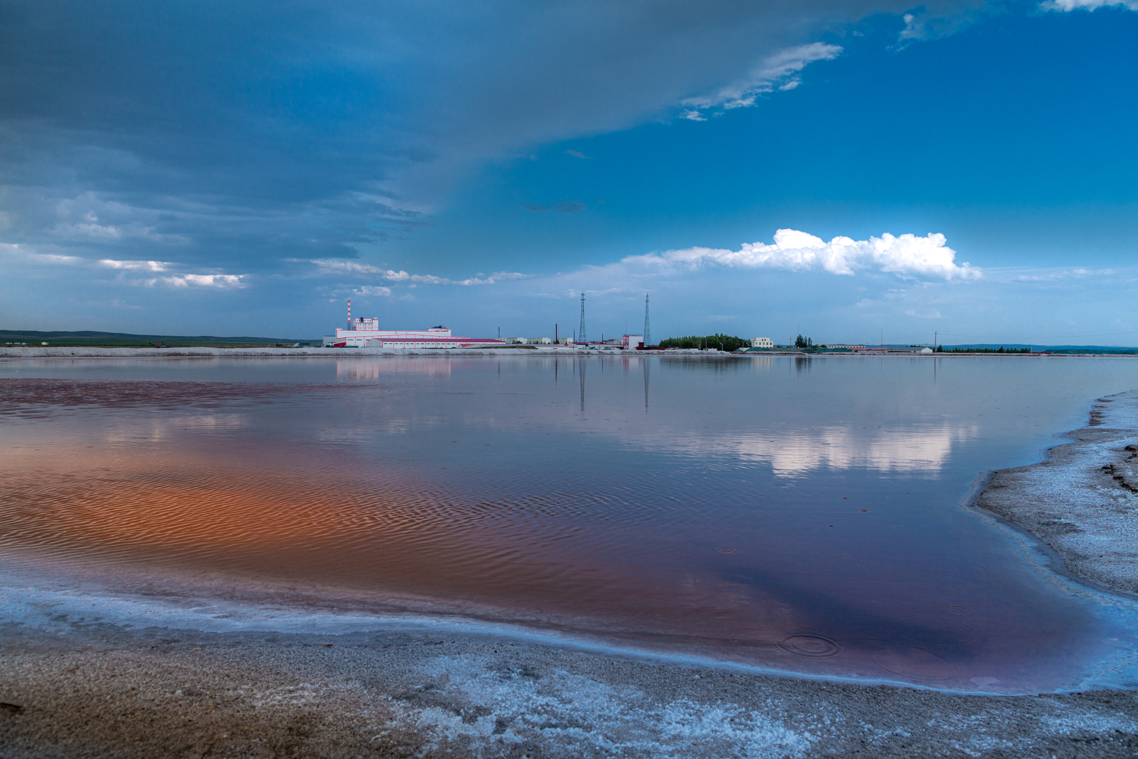 產(chǎn)銷交流敘合作 攜手共進(jìn)促發(fā)展，額鹽公司與錫盟鹽業(yè)公司開展座談